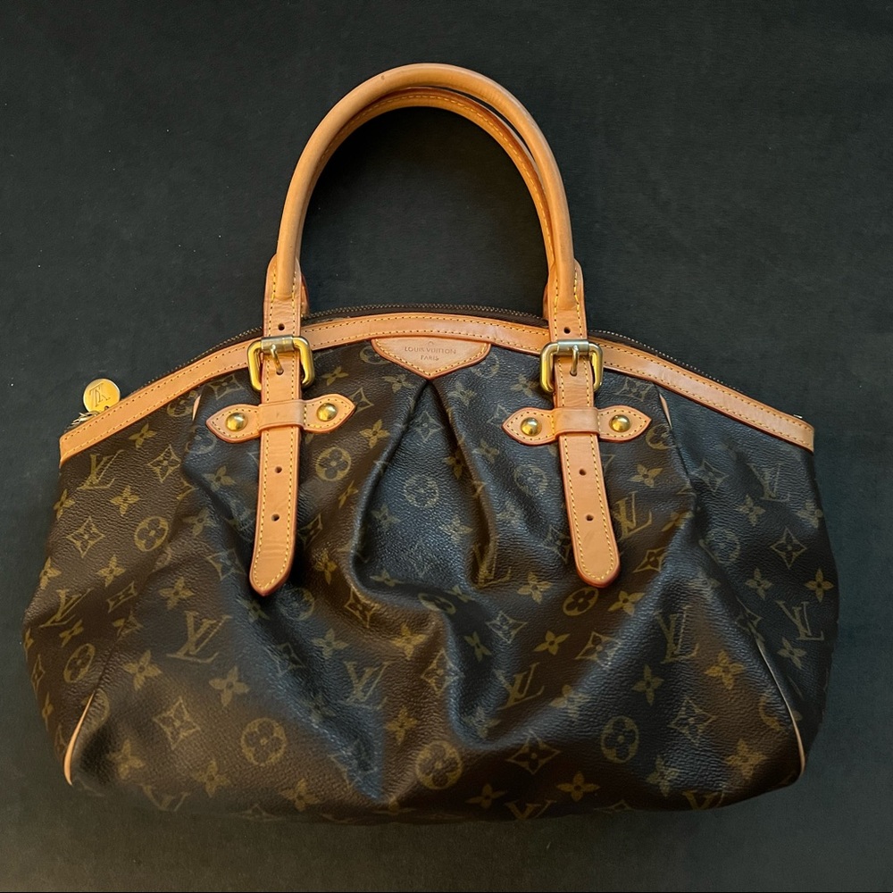 Louis Vuitton Large Tivoli PM